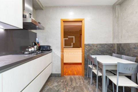 Apartment à vendre à Sant Just Desvern, Barcelona, Espagne, 4 chambres, 177 m2 No. 161464 - photo 19