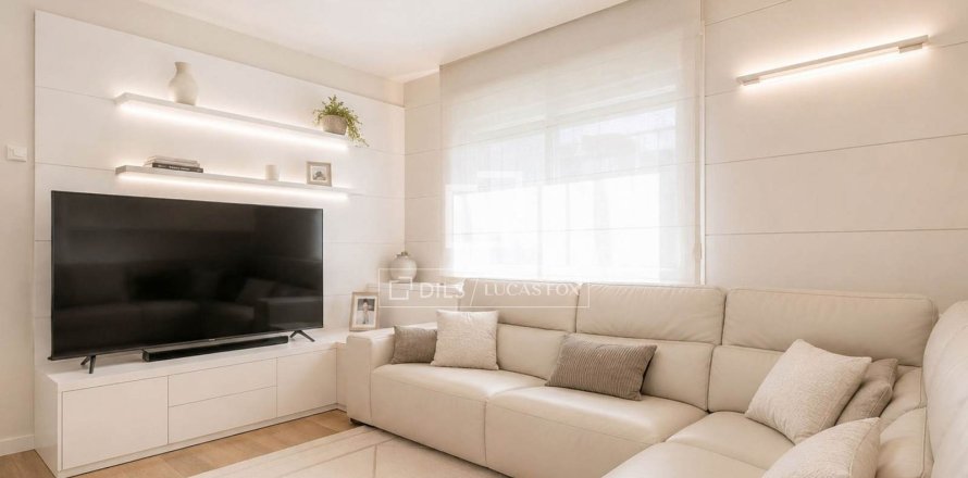 Apartament w Sant Just Desvern, Barcelona, Hiszpania 4 sypialnie, 177 mkw. nr 161464