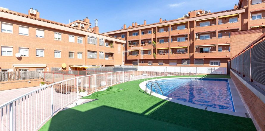 Apartamento en Sant Just Desvern, Barcelona, España 4 dormitorios, 177 m2 No. 161464