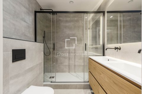 Lägenhet till salu i Barcelona, Spanien 3 sovrum, 118 kvm. Nr. 161467 - foto 23