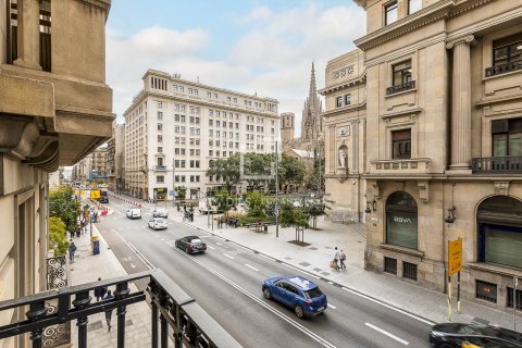 Lägenhet till salu i Barcelona, Spanien 3 sovrum, 118 kvm. Nr. 161467 - foto 6