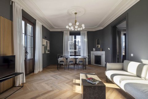 Lägenhet till salu i Barcelona, Spanien 2 sovrum, 114 kvm. Nr. 161463 - foto 2