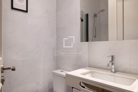 Lägenhet till salu i Barcelona, Spanien 2 sovrum, 114 kvm. Nr. 161463 - foto 29