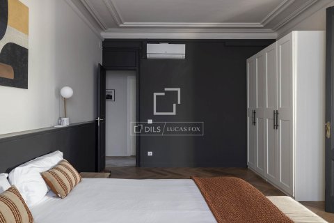 Lägenhet till salu i Barcelona, Spanien 2 sovrum, 114 kvm. Nr. 161463 - foto 22