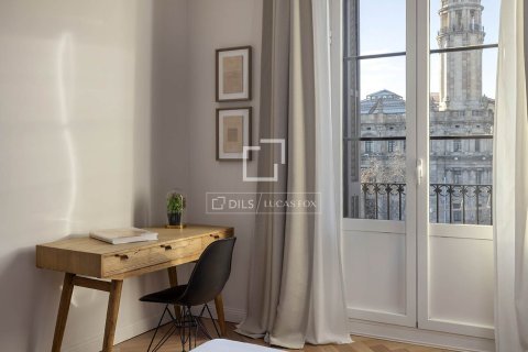 Lägenhet till salu i Barcelona, Spanien 2 sovrum, 114 kvm. Nr. 161463 - foto 26