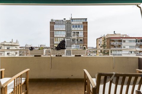 Lägenhet till salu i Barcelona, Spanien 2 sovrum, 80 kvm. Nr. 161468 - foto 27