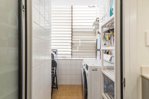 Lägenhet till salu i Barcelona, Spanien 2 sovrum, 80 kvm. Nr. 161468 - foto 14