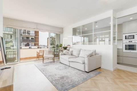 Lägenhet till salu i Barcelona, Spanien 2 sovrum, 80 kvm. Nr. 161468 - foto 23