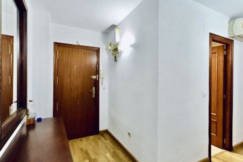 Apartamento en venta en Torrevieja, Alicante, España 4 dormitorios, 150 m2 No. 180455 - foto 16