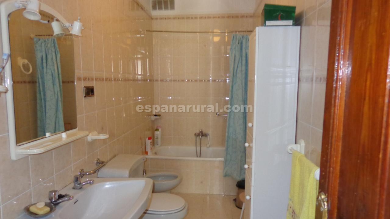 Hus i Tijola, Almeria, Spanien 5 sovrum, 200 kvm. Nr. 184064