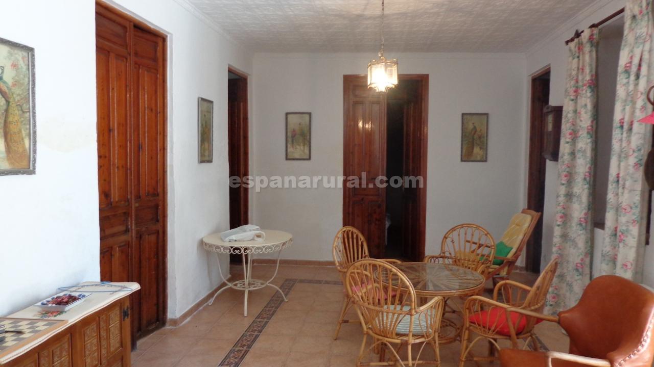 Hus i Tijola, Almeria, Spanien 5 sovrum, 200 kvm. Nr. 184064