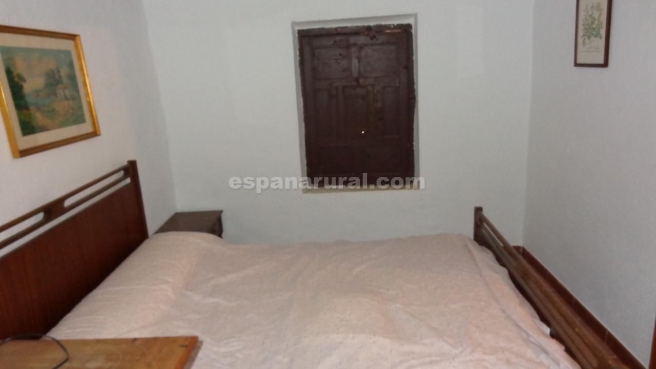 Hus i Tijola, Almeria, Spanien 5 sovrum, 200 kvm. Nr. 184064