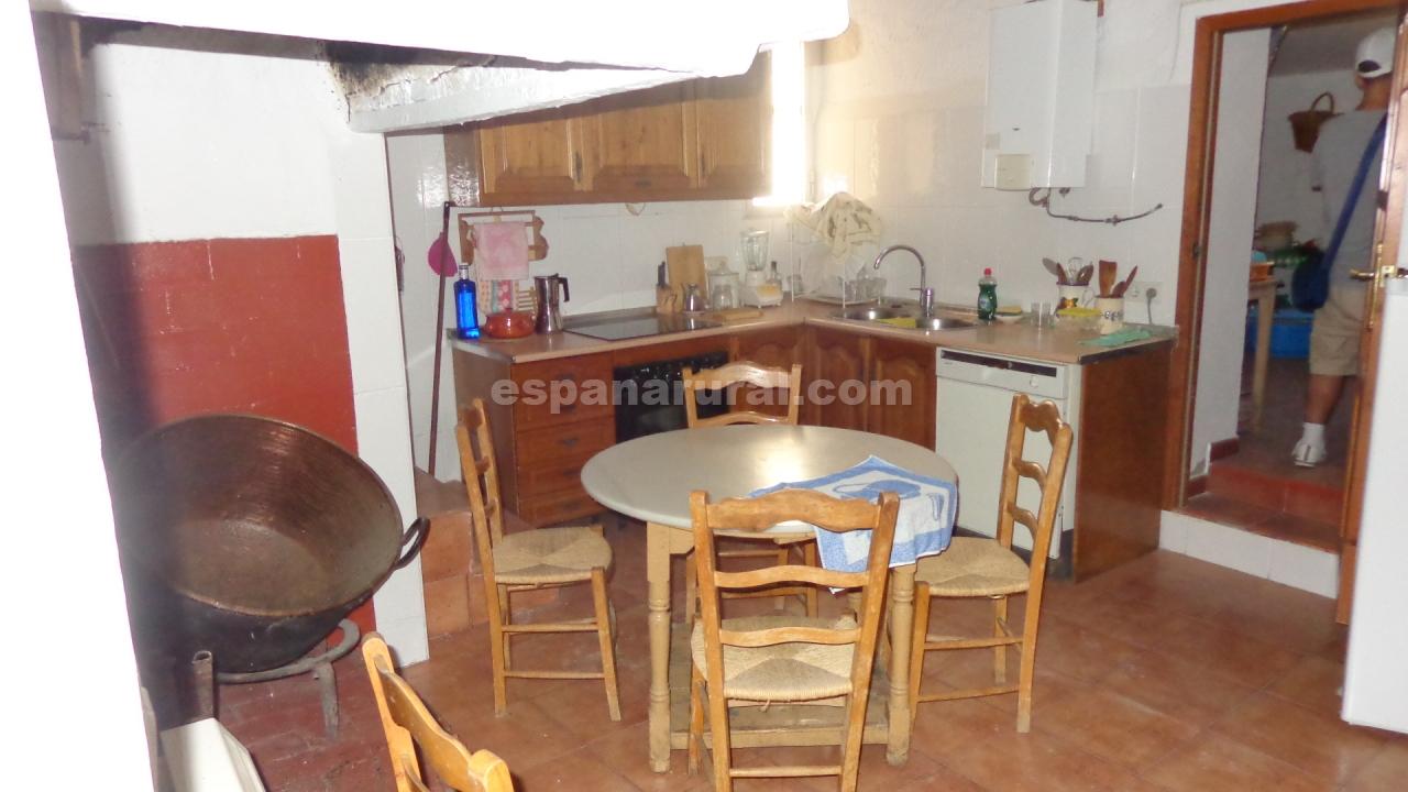 Hus i Tijola, Almeria, Spanien 5 sovrum, 200 kvm. Nr. 184064