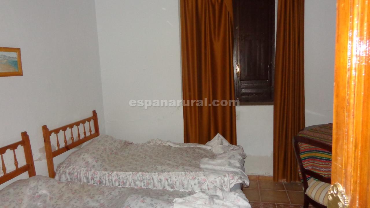 Hus i Tijola, Almeria, Spanien 5 sovrum, 200 kvm. Nr. 184064