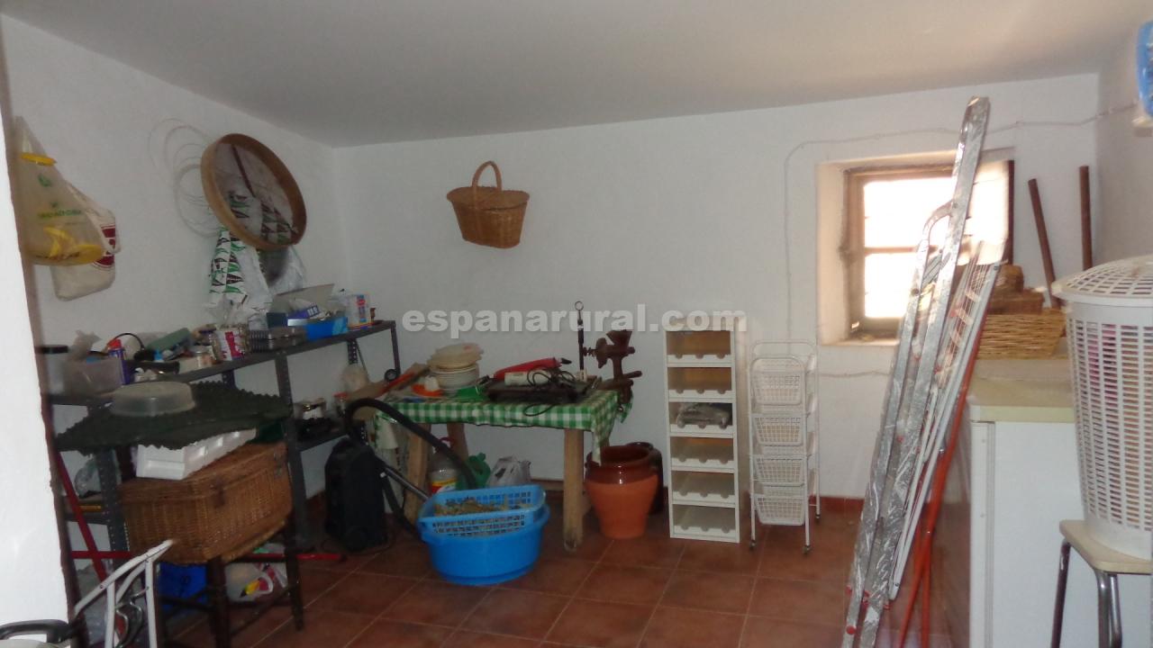 Hus i Tijola, Almeria, Spanien 5 sovrum, 200 kvm. Nr. 184064