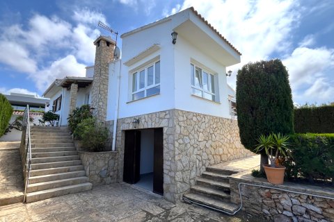 Villa en alquiler en Badia Blava, Mallorca, España 3 dormitorios, 175 m2 No. 140597 - foto 6