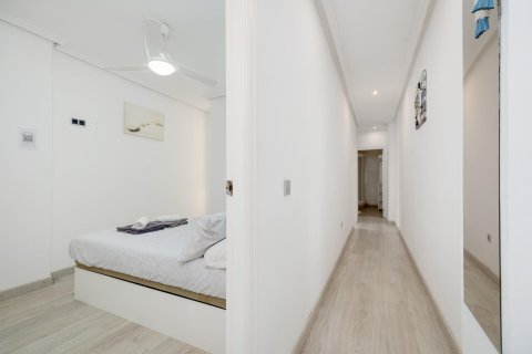 Apartament w Torrevieja, Alicante, Hiszpania 3 sypialnie, 92 mkw. nr 184297 – zdjęcie 12