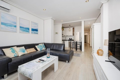 Apartament w Torrevieja, Alicante, Hiszpania 3 sypialnie, 92 mkw. nr 184297 – zdjęcie 5