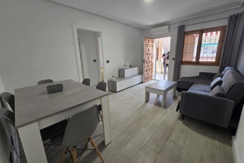 Продажа квартиры в Торревьеха, Аликанте, Испания 1 спальня, 73м2 №184301 - фото 3