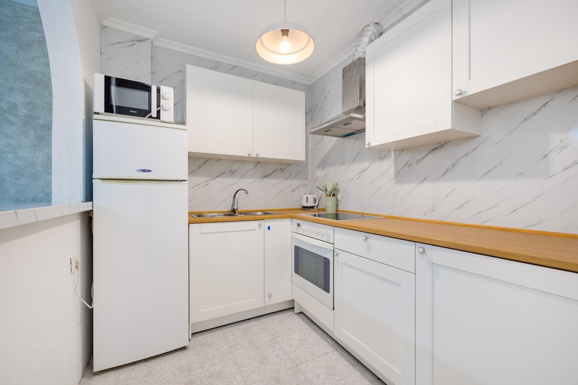 Appartamento a Torrevieja, Alicante, Spagna 2 camere da letto, 67 mq. N° 184299