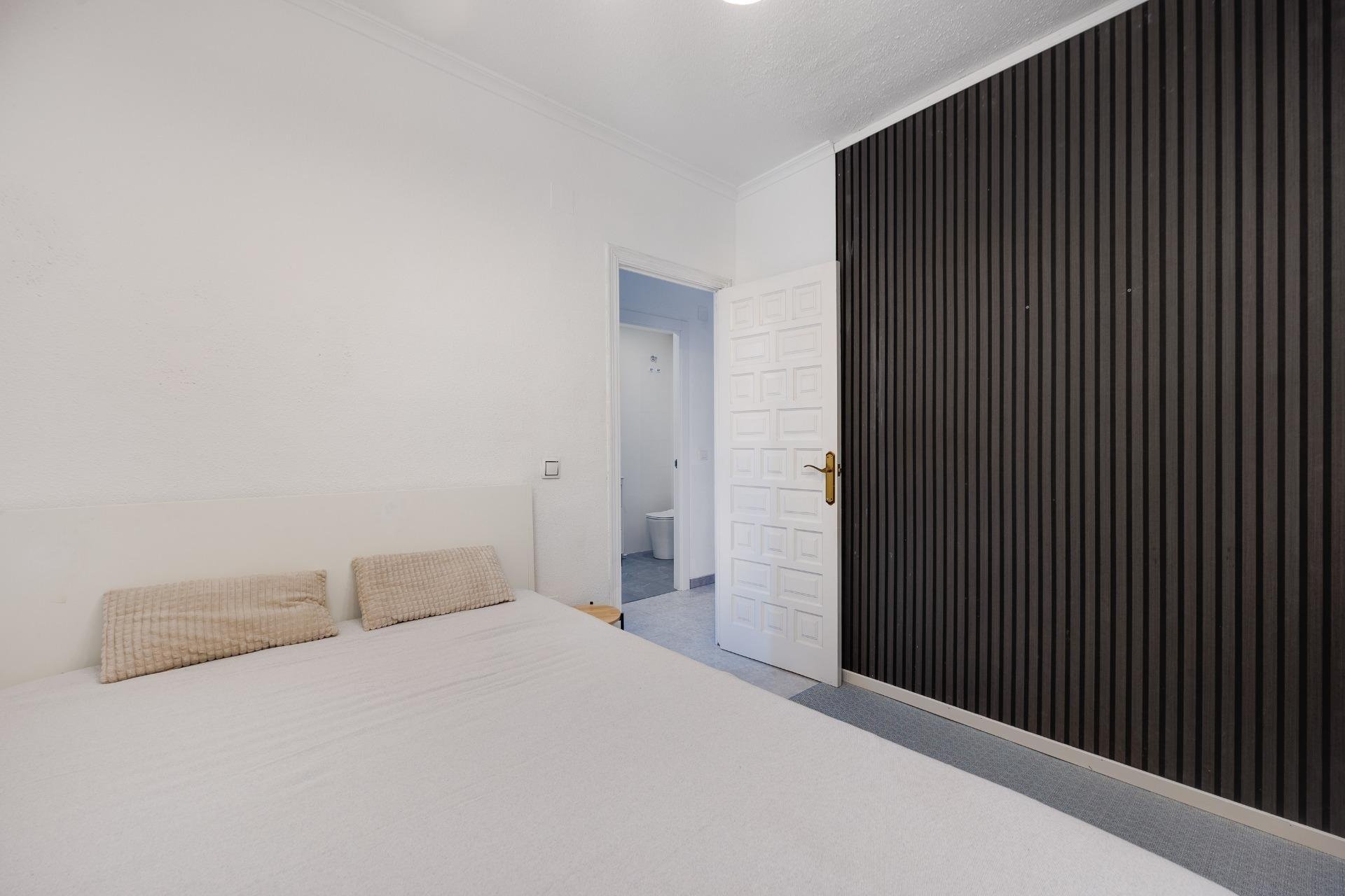 Appartamento a Torrevieja, Alicante, Spagna 2 camere da letto, 67 mq. N° 184299
