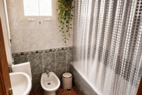 Apartment à vendre à Torrevieja, Alicante, Espagne, 2 chambres, 64 m2 No. 184302 - photo 3