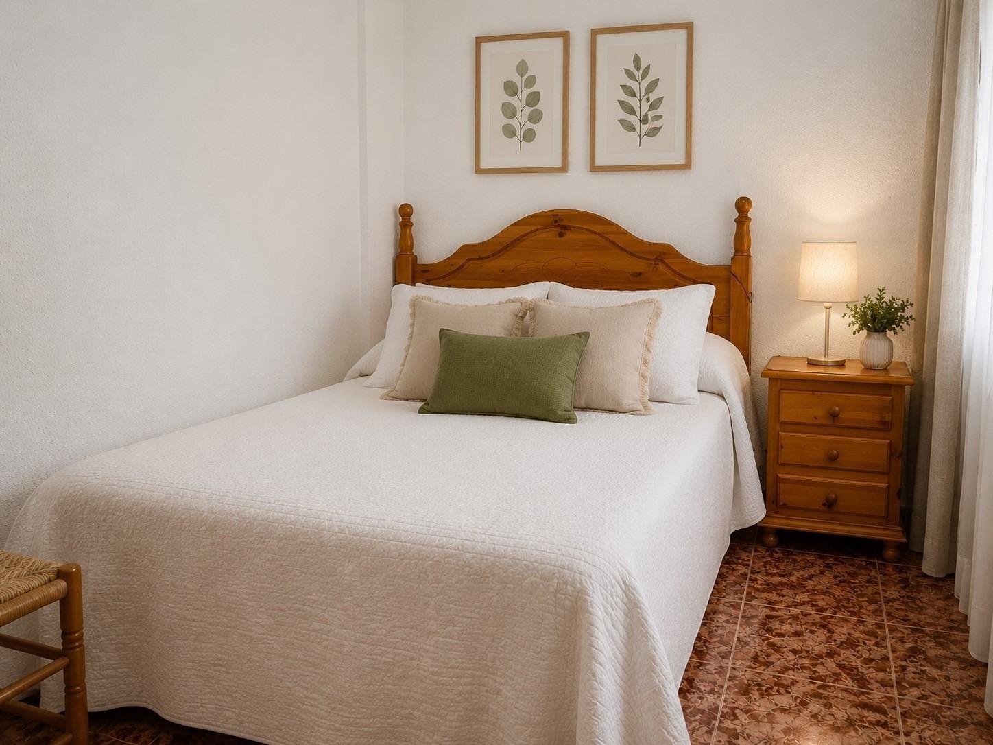 Apartment in Torrevieja, Alicante, Spain 2 bedrooms, 64 sq.m. No. 184302