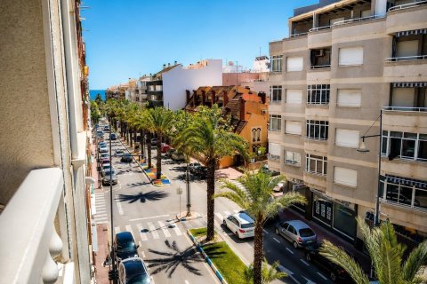 Apartment à vendre à Torrevieja, Alicante, Espagne, 2 chambres, 64 m2 No. 184302 - photo 4