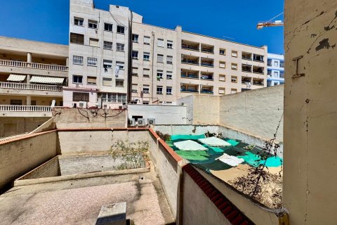 Wohnung zum Verkauf in Torrevieja, Alicante, Spanien 2 Schlafzimmer, 74 m2 Nr. 184300 - Foto 11