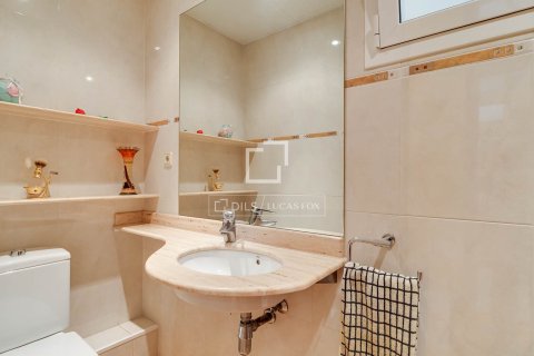 Appartamento in vendita a Barcelona, Spagna 4 camere da letto, 160 mq. N° 192807 - foto 28