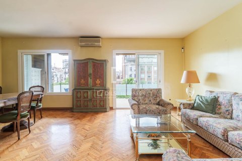 Appartamento in vendita a Barcelona, Spagna 4 camere da letto, 160 mq. N° 192807 - foto 2