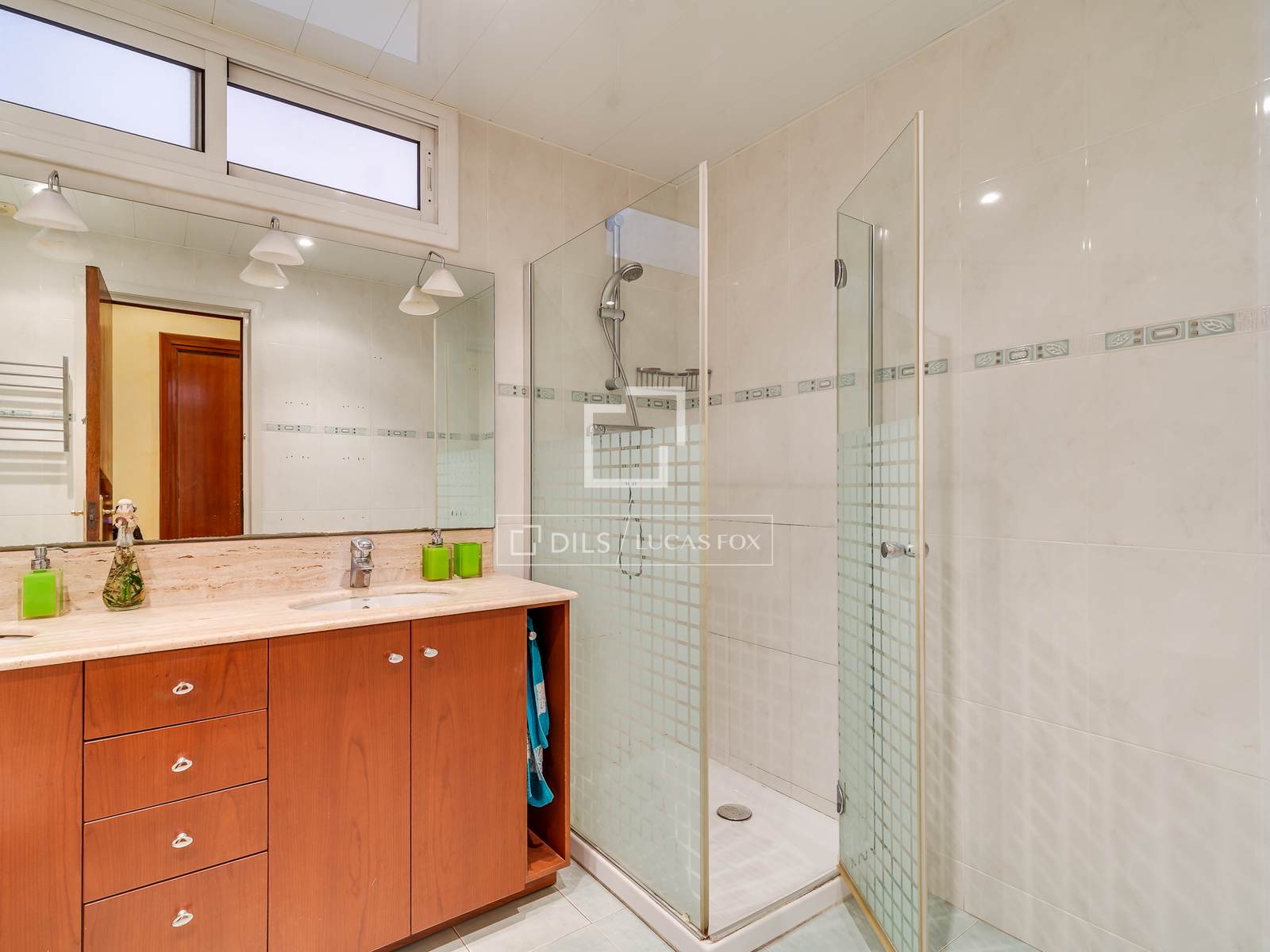 Wohnung in Barcelona, Spanien 4 Schlafzimmer, 160 m2 Nr. 192807