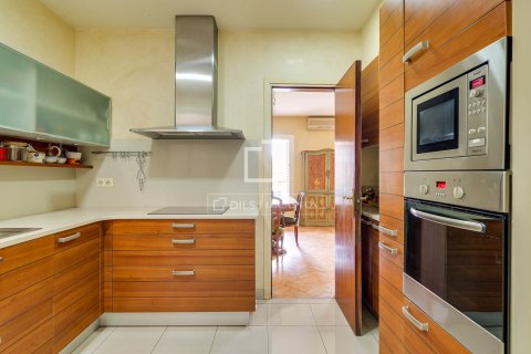 Appartamento in vendita a Barcelona, Spagna 4 camere da letto, 160 mq. N° 192807 - foto 30