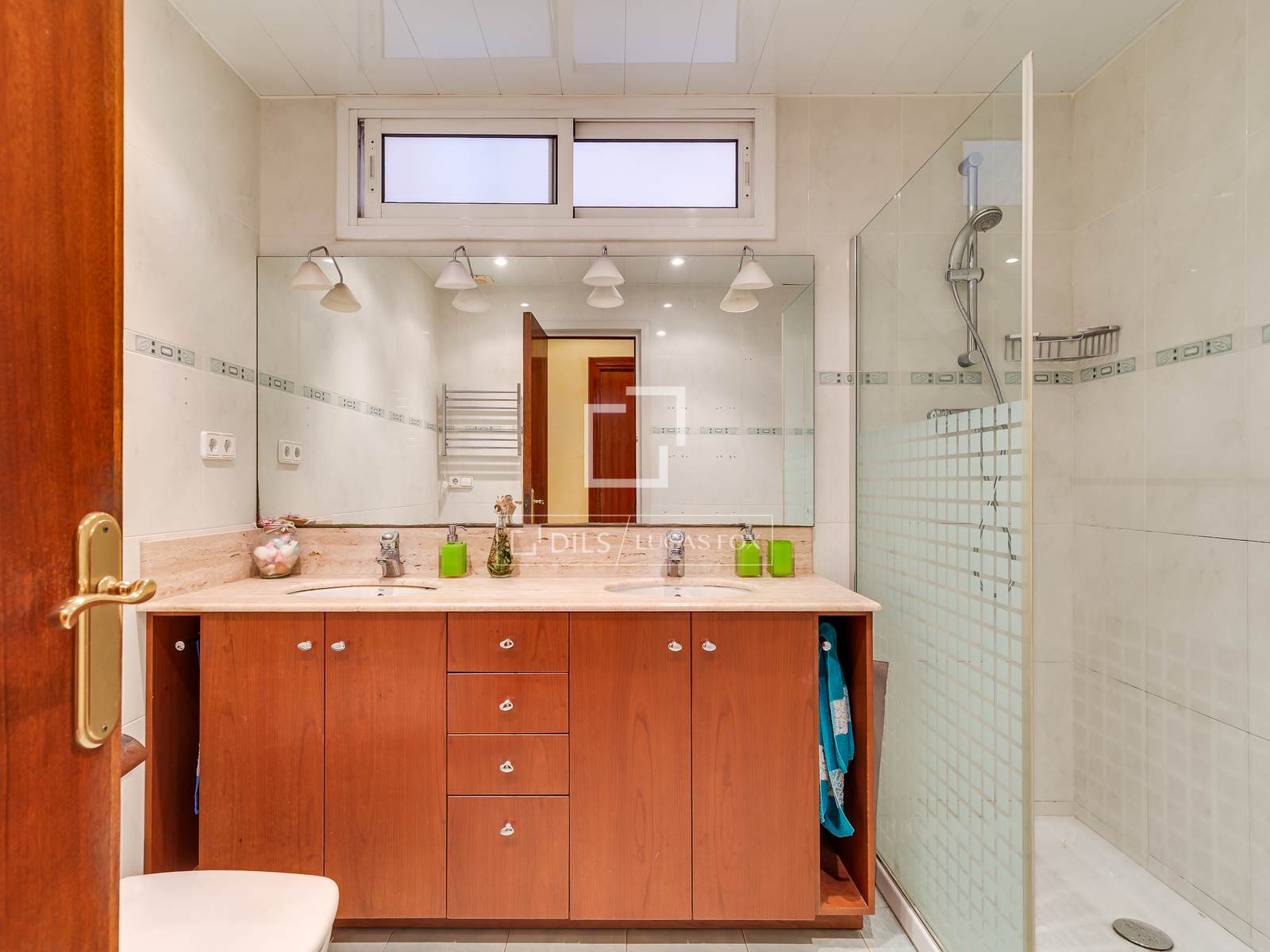 Wohnung in Barcelona, Spanien 4 Schlafzimmer, 160 m2 Nr. 192807