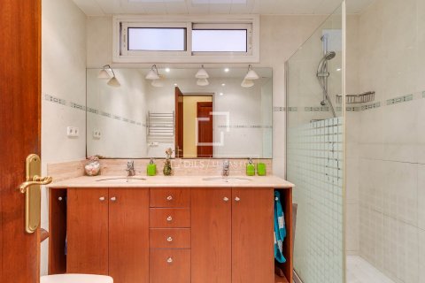 Appartamento in vendita a Barcelona, Spagna 4 camere da letto, 160 mq. N° 192807 - foto 25