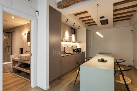 Huoneisto myytävänä Barcelona, Espanja, 1 makuuhuone, 42 m2 No. 192806 - kuva 8