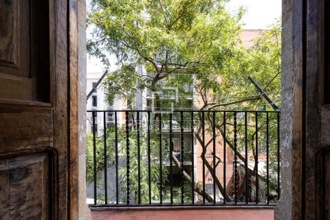 Huoneisto myytävänä Barcelona, Espanja, 1 makuuhuone, 42 m2 No. 192806 - kuva 4