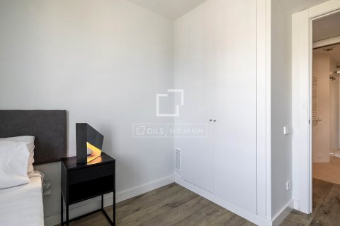 Huoneisto myytävänä Barcelona, Espanja, 2 makuuhuonetta, 68 m2 No. 192809 - kuva 15