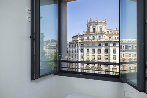 Huoneisto myytävänä Barcelona, Espanja, 2 makuuhuonetta, 68 m2 No. 192809 - kuva 12