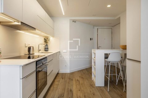 Huoneisto myytävänä Barcelona, Espanja, 2 makuuhuonetta, 68 m2 No. 192809 - kuva 5