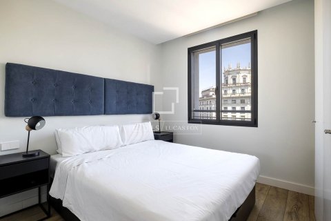 Huoneisto myytävänä Barcelona, Espanja, 2 makuuhuonetta, 68 m2 No. 192809 - kuva 16