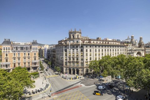 Huoneisto myytävänä Barcelona, Espanja, 2 makuuhuonetta, 68 m2 No. 192809 - kuva 14