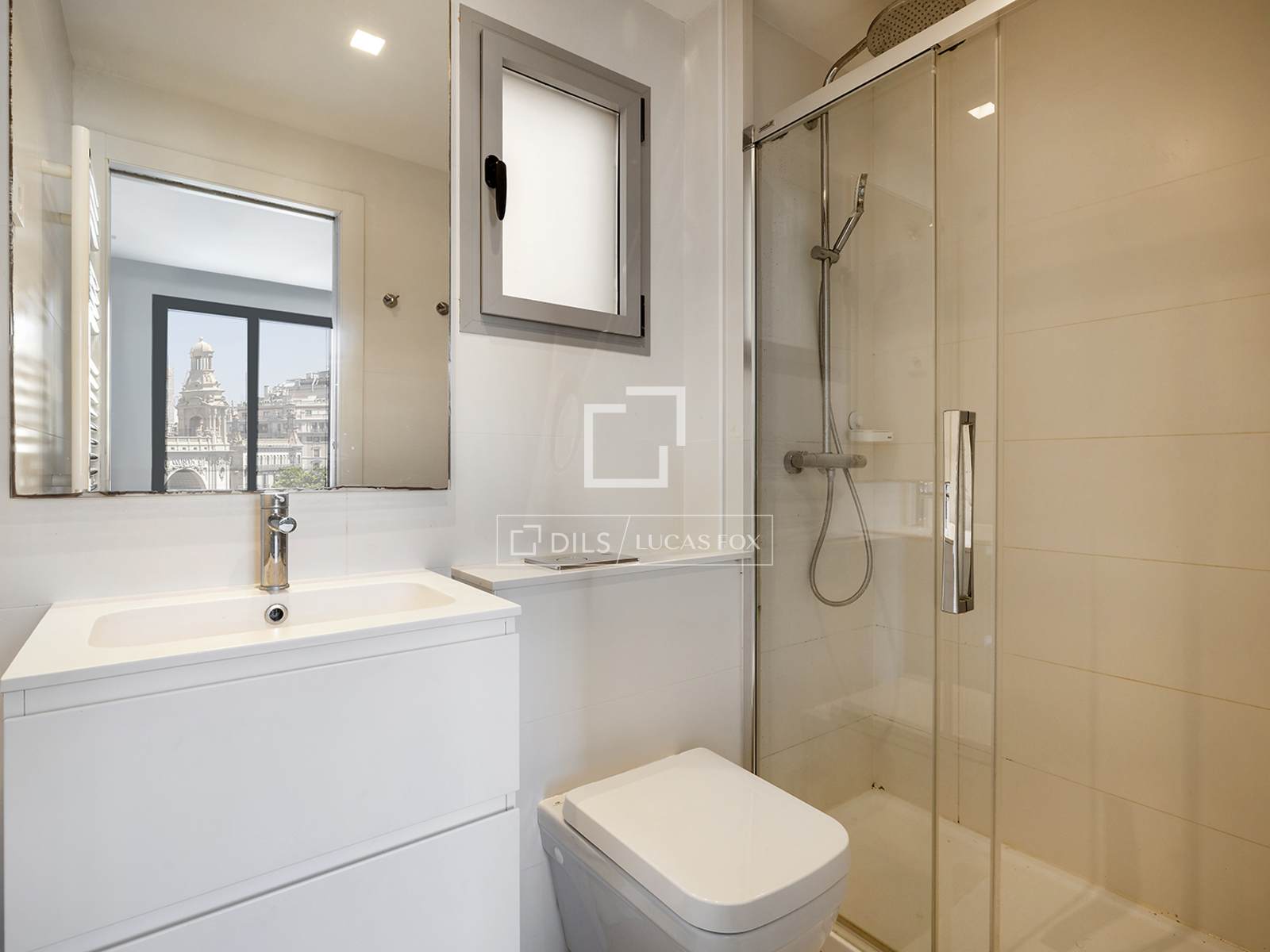 Apartament w Barcelona, Hiszpania 2 sypialnie, 68 mkw. nr 192809