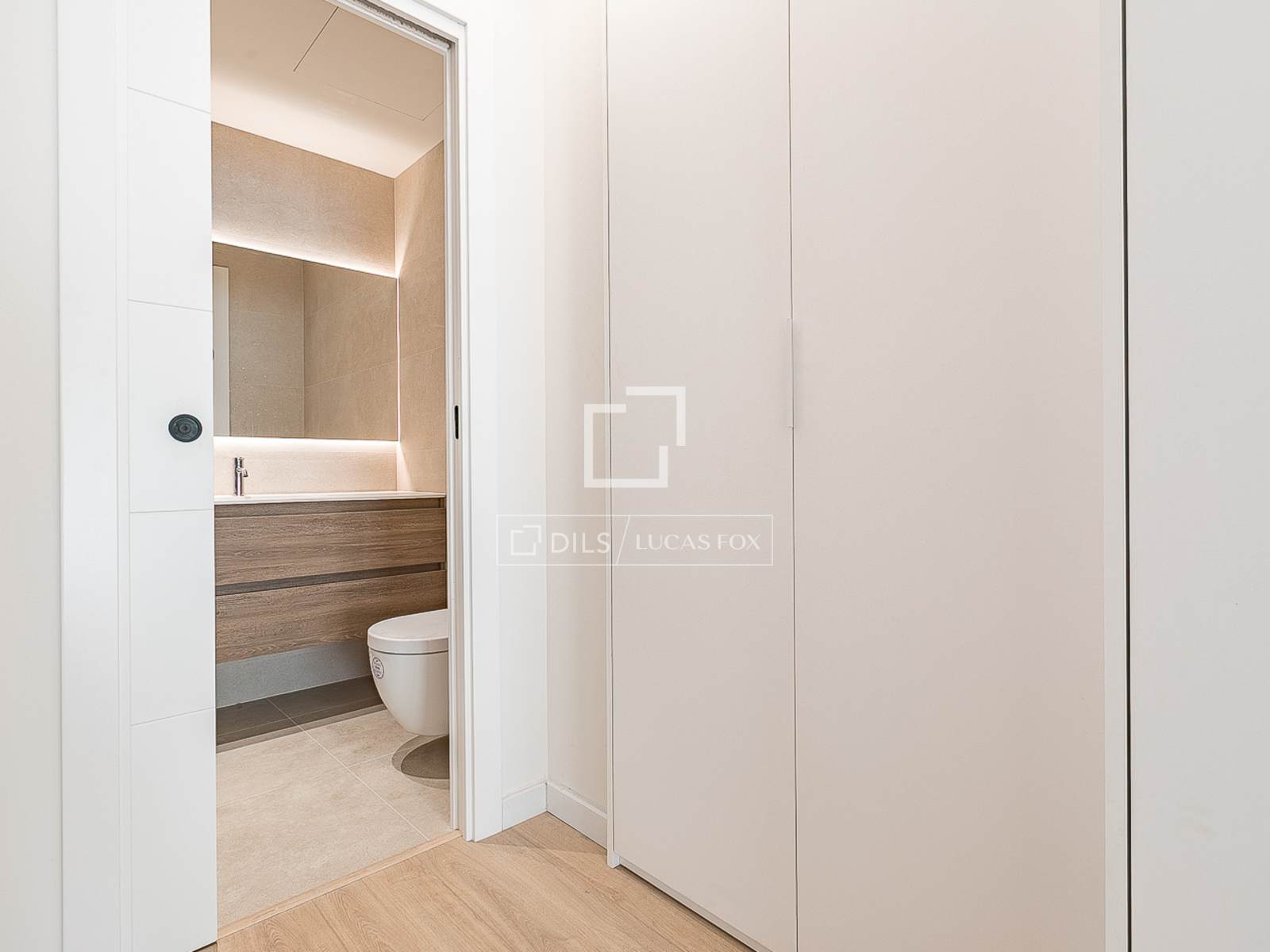 Apartament w Barcelona, Hiszpania 2 sypialnie, 69 mkw. nr 192808