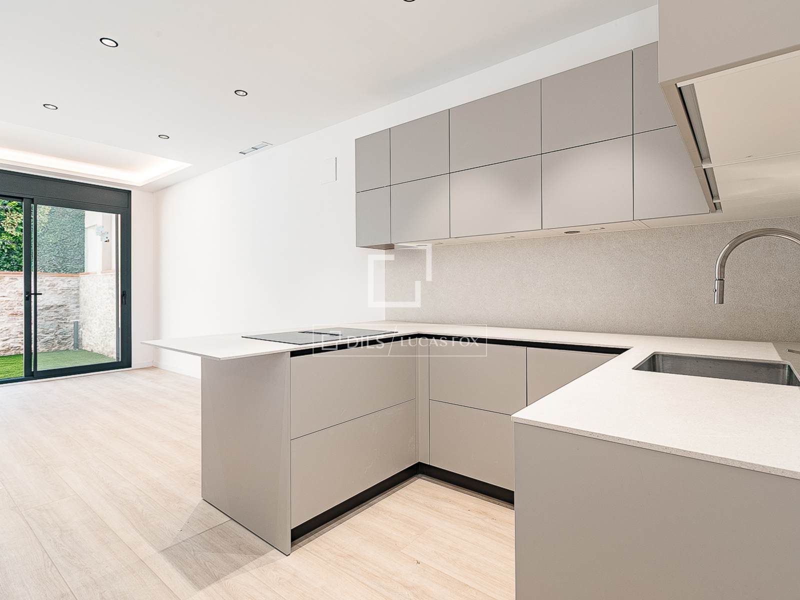 Apartament w Barcelona, Hiszpania 2 sypialnie, 69 mkw. nr 192808