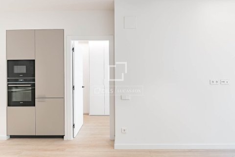 Huoneisto myytävänä Barcelona, Espanja, 2 makuuhuonetta, 69 m2 No. 192808 - kuva 7
