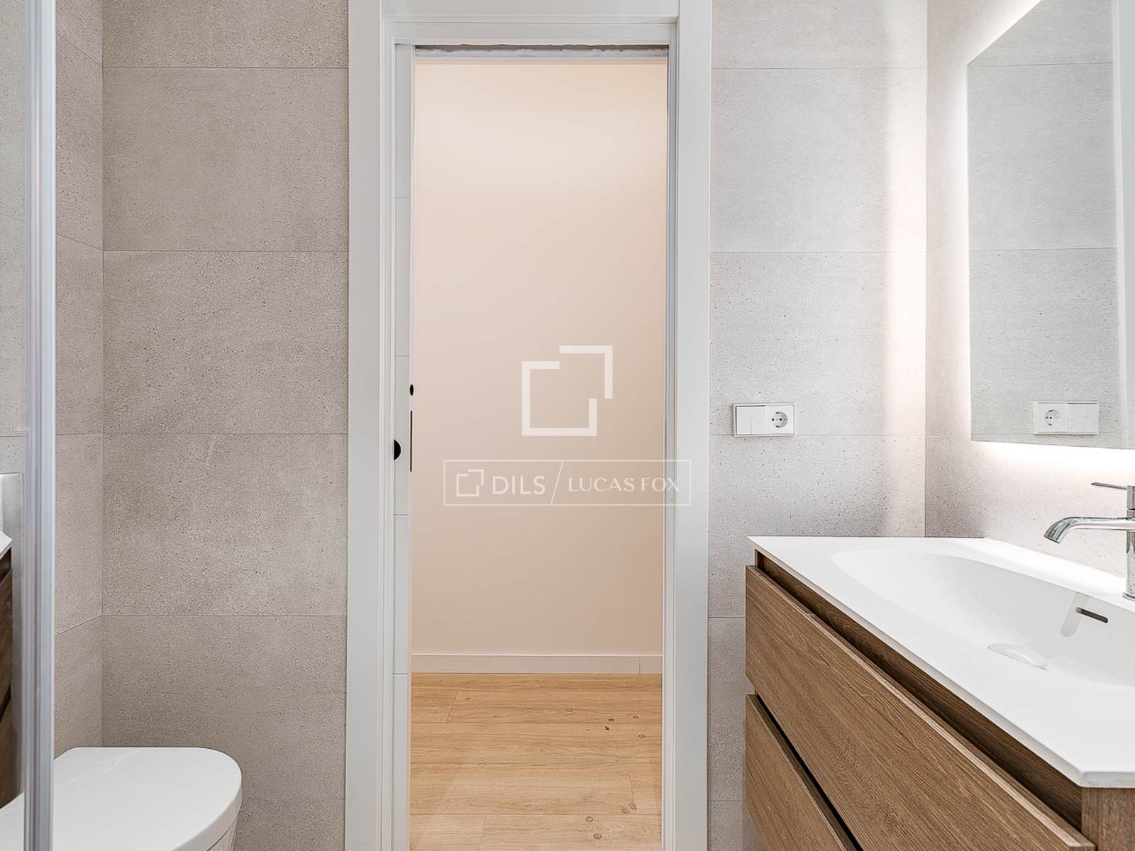 Apartament w Barcelona, Hiszpania 2 sypialnie, 69 mkw. nr 192808
