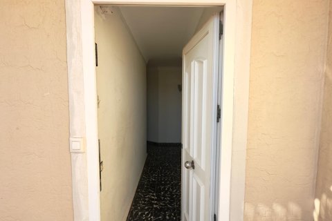 Apartamento en venta en Torrevieja, Alicante, España 3 dormitorios, 54 m2 No. 155667 - foto 6