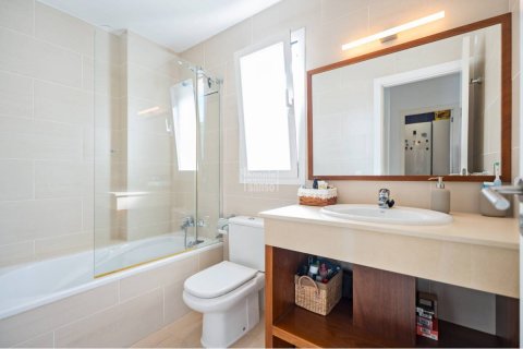 Apartament w Es Mercadal, Menorca, Hiszpania 4 sypialnie, 142 mkw. nr 142406 – zdjęcie 7