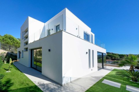 Продажа дома в Льорет-де-Мар, Герона, Испания 3 спальни, 330м2 №168472 - фото 6
